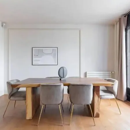 Avenue Montaigne Luxury 2br 4p Daire Paris