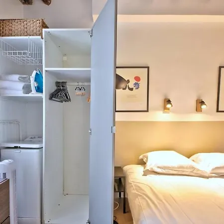 Appartement 1 Bedroom Only 15 Min Walk To The Louvre Paris