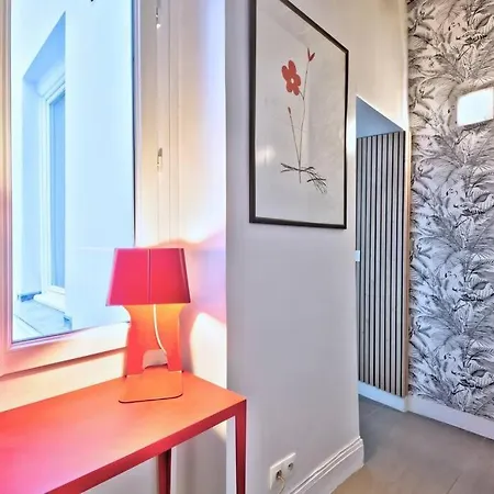 Appartement 1 Bedroom Only 15 Min Walk To The Louvre