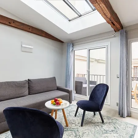 Appartement St Germain Des Pres With Balcony - Cityapartmentstay Paris