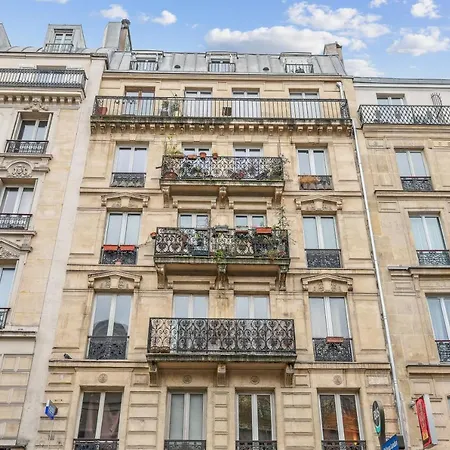 Apartment Spacious 'canal Saint Martin' For 6 By Weekome Paris