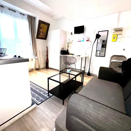 Joli Cocon Montmartre Апартаменты Париж