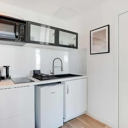 Modern - 2br-4p - Sacre-coeur *