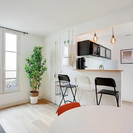 Modern - 2br-4p - Sacre-coeur *