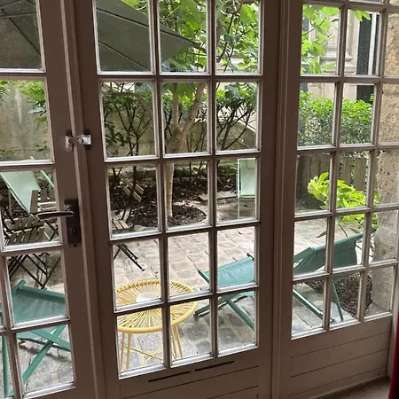 Exclusif Quartier Latin Avec Jardin, Charme Fou ! Appartement