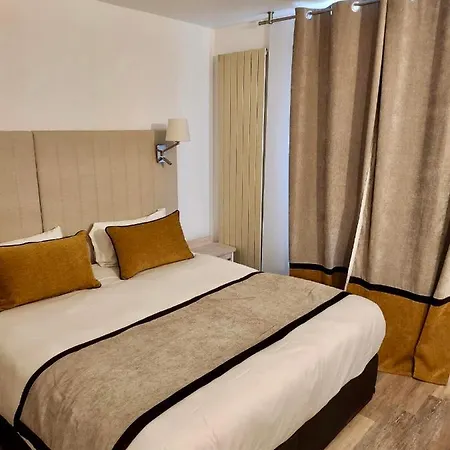 Derby Eiffel Hotel