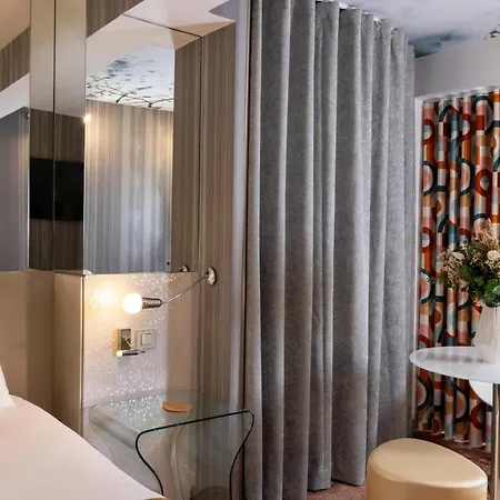 Hotel Le 7 Eiffel By Malone