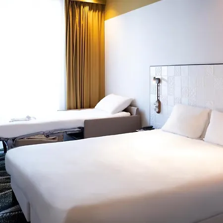 Hotel Ibis Styles Gare De Lyon Tgv 3*