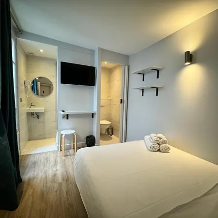 Hotel Nation Montmartre 3*