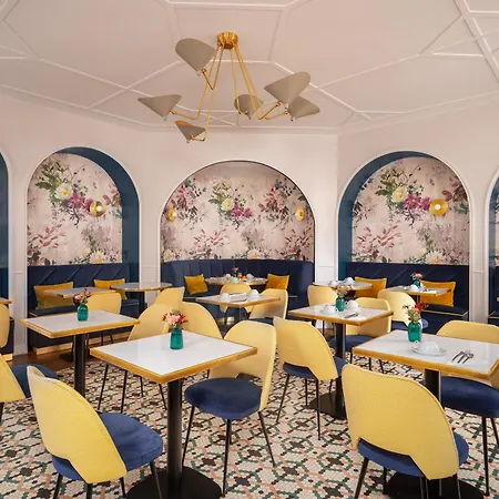 Hotel Le Mareuil Paris
