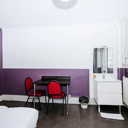 Hotel De La Poste Paris
