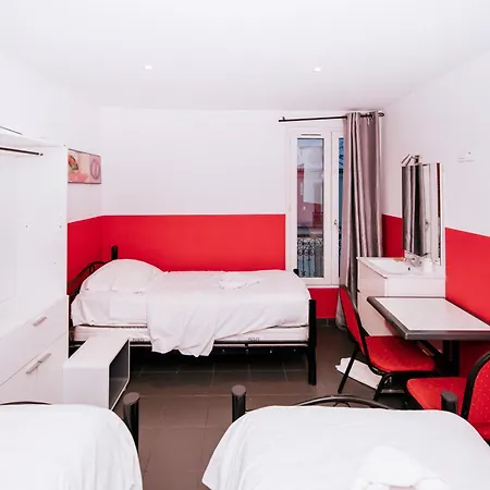 De La Poste 3* Paris