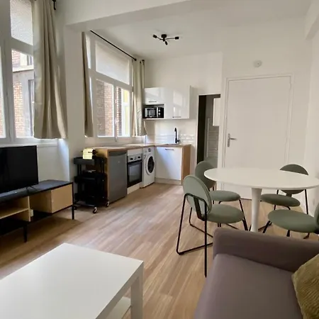 Proche Grands Boulevard 4p Apartment