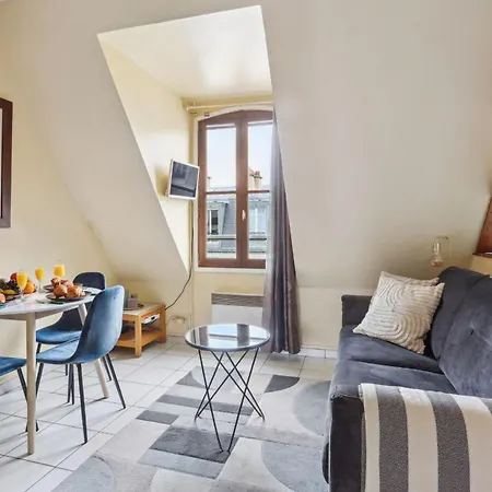 Eiffel Tower & Invalides - Cityapartmentstay París