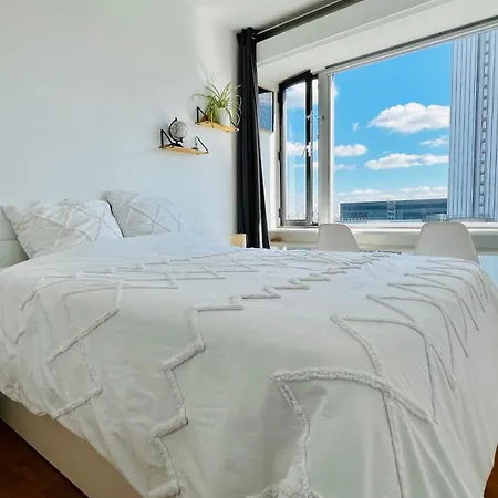 2 Private Bedrooms, Montparnasse Station Séjour chez l'habitant Paris