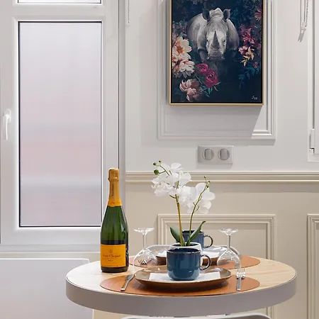 Apartment Montmartre 2 Pieces Paris