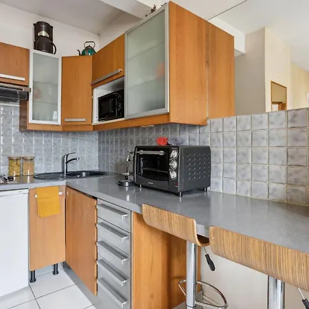 Eiffel Tower & Invalides - Cityapartmentstay * París
