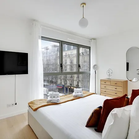 Pick A Flat's In Montmartre - Rue Ordener * Paris
