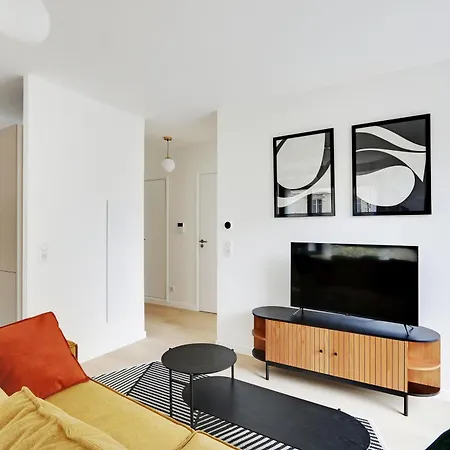 Pick A Flat's In Montmartre - Rue Ordener * Paris