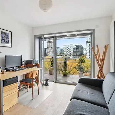 Magnifique Sur Parc Apartment Paris