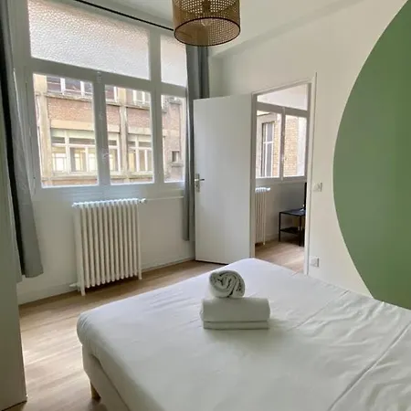 Proche Grands Boulevard 4p Apartment