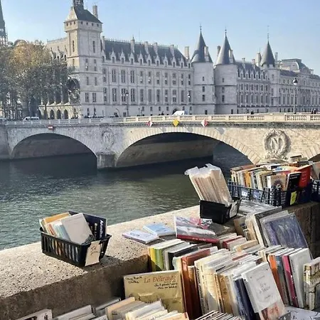 Superbe T3 Terrasse Coeur De Historique