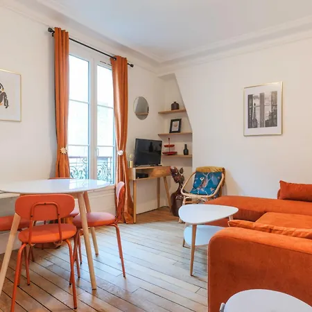 Cozy Parisian Retreat In The Heart Of The City Apartment *