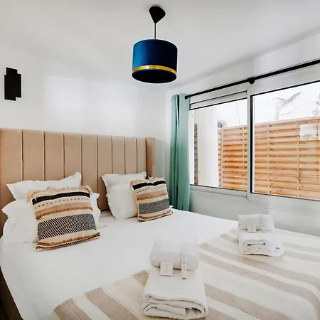 Pick A Flat's In Saint-germain-des-pres - Rue Dauphine Apartment *