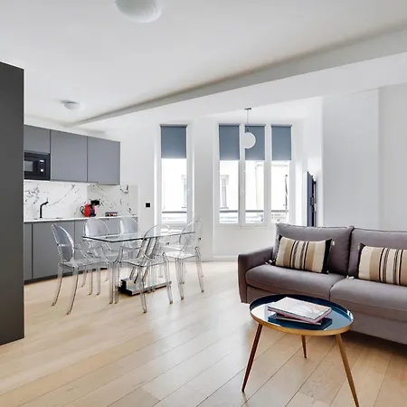 Pick A Flat's In Saint-germain-des-pres - Rue Dauphine Apartment *
