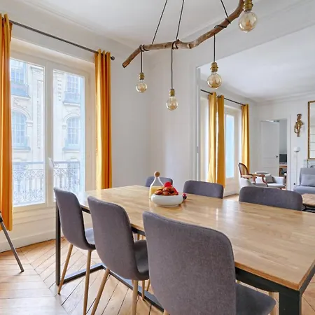 Residor - Charmant 5p Europe Apartment