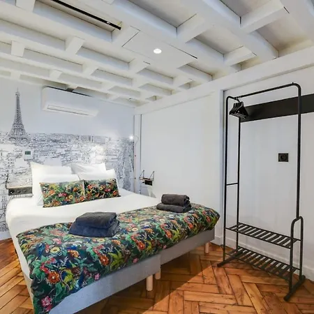 Stylish And Sunny 7bd With Garden For 17 Guests!