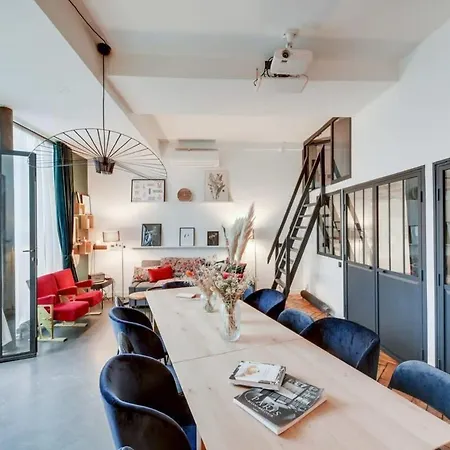 Stylish And Sunny 7bd With Garden For 17 Guests!