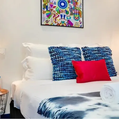 Modern & Colourful 3bd For 9 Guests In Le Marais! * Paris