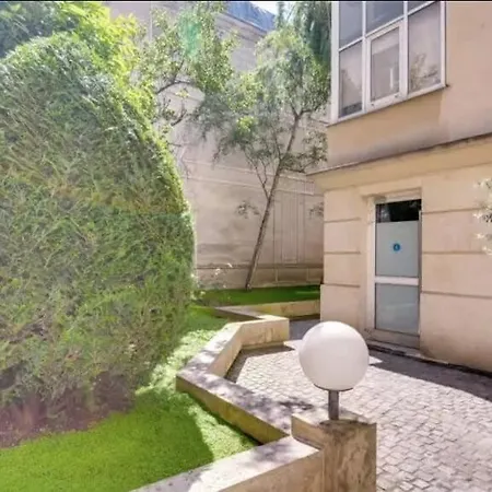 Modern And Eclectic 3bd Duplex In Le Marais! Apartment Paris