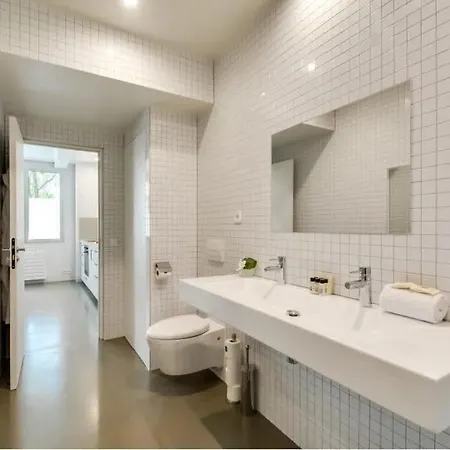 Modern And Eclectic 3bd Duplex In Le Marais! *
