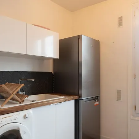 Apartment Love Cocoon With Balcony Paris