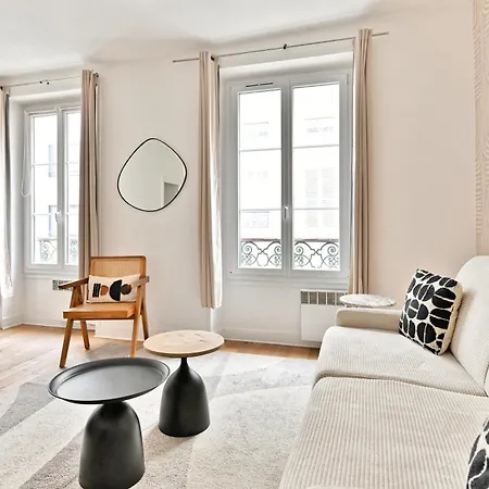 Champ De Mars - Augereau Apartment *