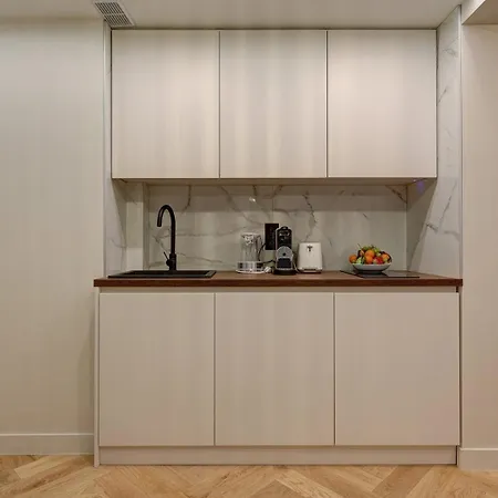 367 Fondary 1 - Superb In Apartment *