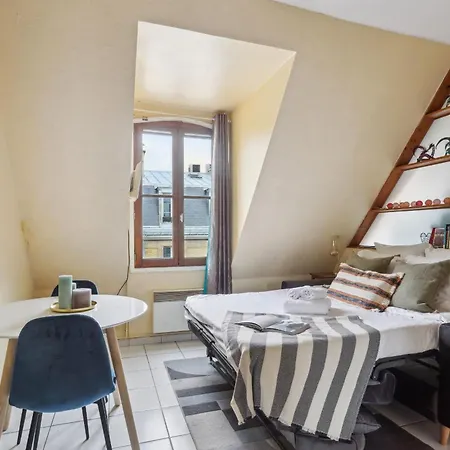 Eiffel Tower & Invalides - Cityapartmentstay Apartamento París
