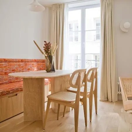 Wonderful Luxury And Design In Mouffetard Apartment