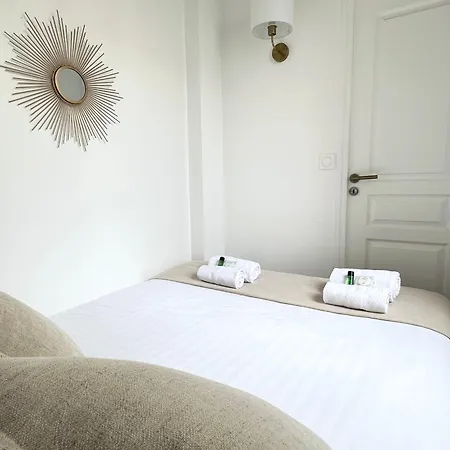 Beautiful Retreat In Paris