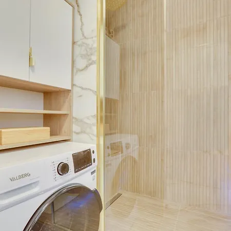 Luxury 75m2 With Eiffel Tower View, 1 Min Metro, Parking Paris