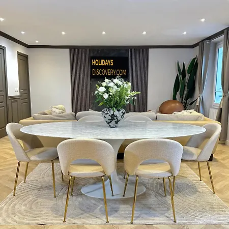 Luxury Family Getaway Near Place Vendome Appartement Paris