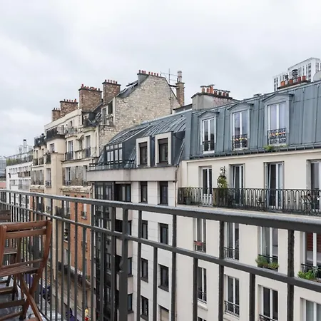 Love Cocoon With Balcony Paris