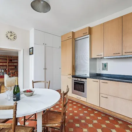 Le Marais & Place Des Vosges - 3br - Cityapartmentstay Apartment *