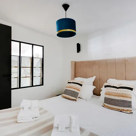 Pick A Flat's In Saint-germain-des-pres - Rue Dauphine * Paris