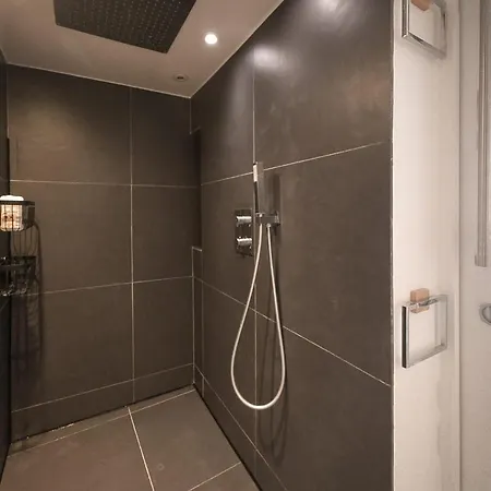 Saint-germain-des-pres Story Apartment