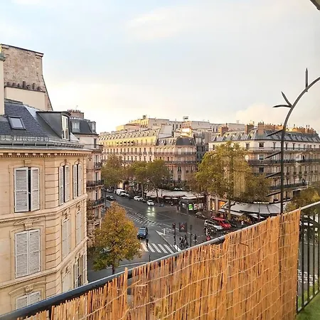 Saint-germain-des-pres Story Paris