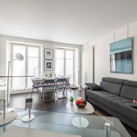 Apartment Charming 4 Guests At Galeries Lafayette And Printemps 9th Ard With Air Conditioning Paris