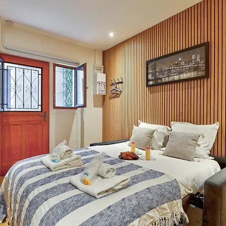 356 Poussin - Superbe A Apartment Paris